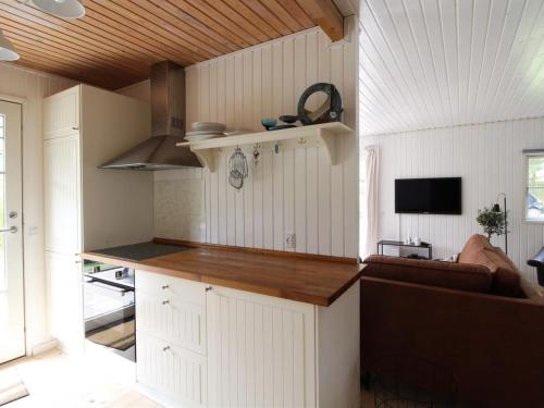 Holiday Home Annlouise - 300m from the sea by Interhome in Holme Holiday Home Annlouise - 300m from the sea by Interhome in Holme