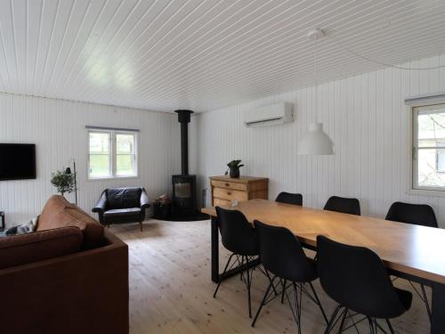 Holiday Home Annlouise - 300m from the sea by Interhome in Holme Holiday Home Annlouise - 300m from the sea by Interhome in Holme