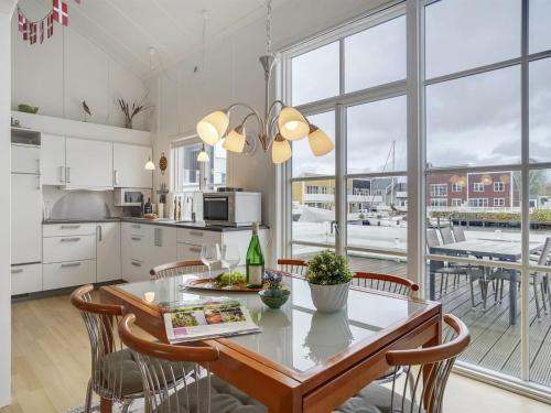 Holiday Home Milo - 5m from the sea by Interhome in Ebeltoft Holiday Home Milo - 5m from the sea by Interhome in Ebeltoft