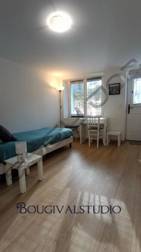 Studio meublé à Bougival