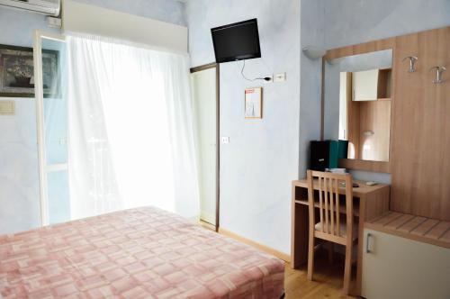 This photo about Hotel Capri shared on HyHotel.com