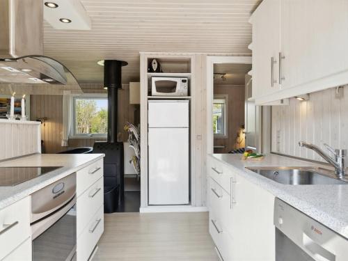 Holiday Home Inan - 300m from the sea by Interhome in Hals Holiday Home Inan - 300m from the sea by Interhome in Hals