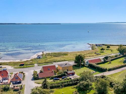 Holiday Home Sira - 25m from the sea by Interhome in Handrup Strand Holiday Home Sira - 25m from the sea by Interhome in Handrup Strand