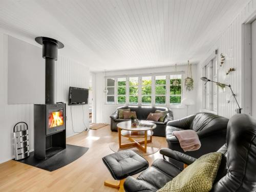 Holiday Home Sunaj - from the sea by Interhome in Hals Holiday Home Sunaj - from the sea by Interhome in Hals