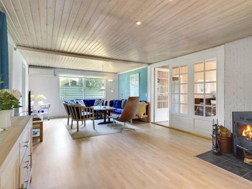 Holiday Home Rudi - 450m from the sea by Interhome in Hals Holiday Home Rudi - 450m from the sea by Interhome in Hals