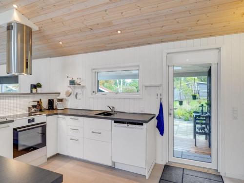 Holiday Home Almen - 400m from the sea by Interhome in Hals Holiday Home Almen - 400m from the sea by Interhome in Hals