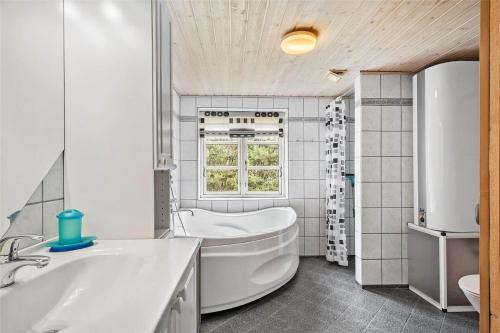 10820-Ulfborg-Baekbyvej-113 in Ohuse 10820-Ulfborg-Baekbyvej-113 in Ohuse