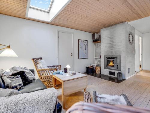 Holiday Home Floora - 20m from the sea by Interhome in Gedser Holiday Home Floora - 20m from the sea by Interhome in Gedser