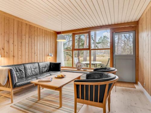 Holiday Home Hinda - 200m from the sea by Interhome in Vaeggerlose Holiday Home Hinda - 200m from the sea by Interhome in Vaeggerlose