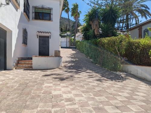 Villa Montilla in Suburbs Villa Montilla in Suburbs