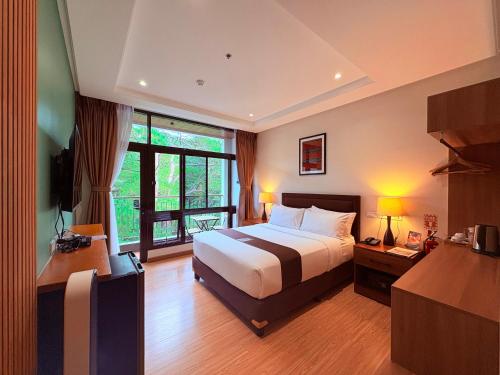 Alvea Hotel and Residences