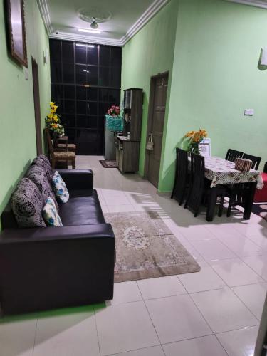 Wyposażenie, Quddus Inn villa in Wakaf Bharu Wyposażenie, Quddus Inn villa in Wakaf Bharu