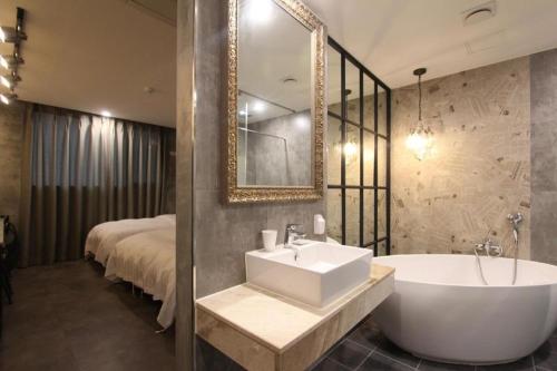 Hotel De Ciel in Jungnang Hotel De Ciel in Jungnang