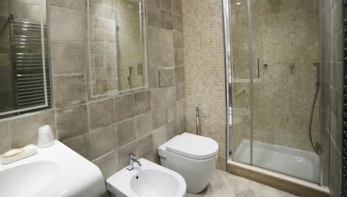 This photo about Hotel Renaissance shared on HyHotel.com