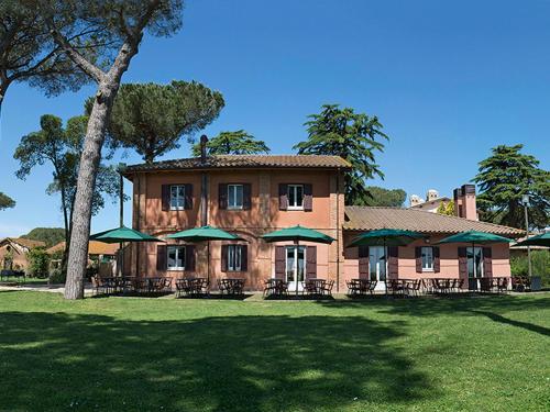 Facilities, I Casali del Pino in Rome North Facilities, I Casali del Pino in Rome North