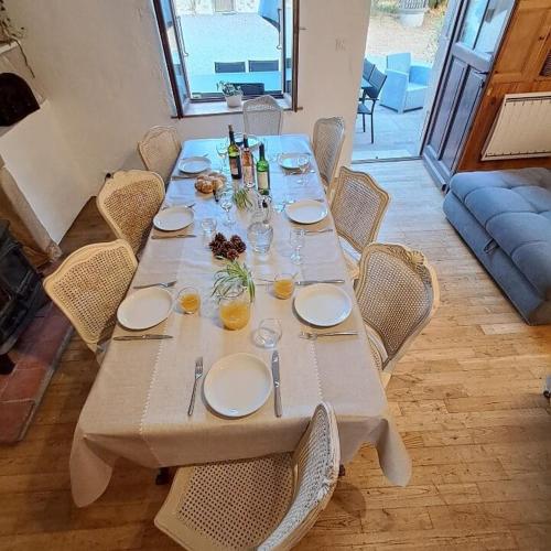 Charmant gite en bord de lac in Massignac Charmant gite en bord de lac in Massignac