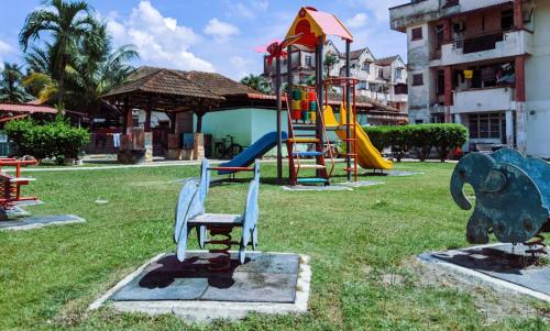 Homestay D'Lapang Near KLIA Sepang near Mitsui Outlet Park Klia Sepang Homestay D'Lapang Near KLIA Sepang near Mitsui Outlet Park Klia Sepang