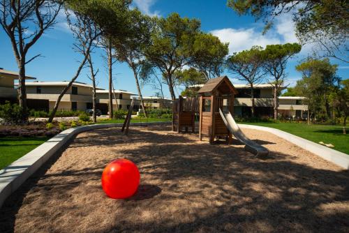 Parque infantil, Cascais Sandwoods Luxury Villa in Areia Parque infantil, Cascais Sandwoods Luxury Villa in Areia