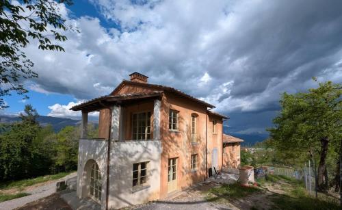 Cozy 2BR Mountain Escape - Molazzana in Molazzana Cozy 2BR Mountain Escape - Molazzana in Molazzana