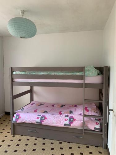 villa Les Pieds Dans l'Eau sur les plages du débarquement (villa Les Pieds Dans l'Eau sur les plages du debarquement) in Saint Martin De Varreville villa Les Pieds Dans l'Eau sur les plages du débarquement (villa Les Pieds Dans l'Eau sur les plages du debarquement) in Saint Martin De Varreville