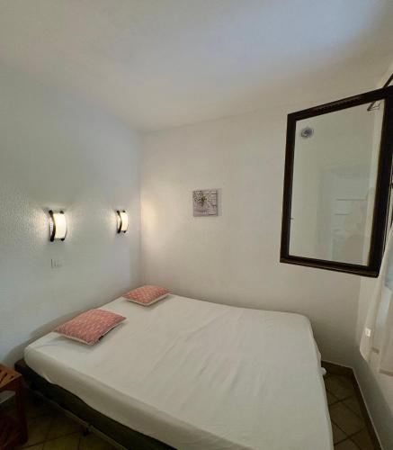 Appartement équipé pour 4 personnes avec piscine - 4CARA8