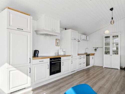 Holiday Home Nora - 100m from the sea by Interhome in Kirkholm Holiday Home Nora - 100m from the sea by Interhome in Kirkholm