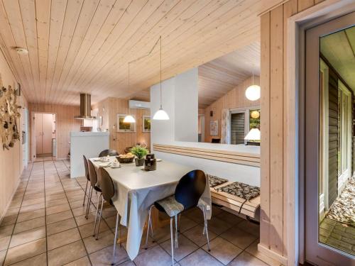 Holiday Home Mart - 1-6km from the sea by Interhome in Bredmose Holiday Home Mart - 1-6km from the sea by Interhome in Bredmose