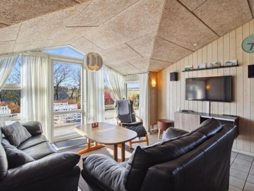 Holiday Home Katharine - 175m from the sea by Interhome in Holme Holiday Home Katharine - 175m from the sea by Interhome in Holme