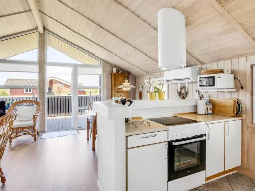 Holiday Home Hariet - 300m from the sea by Interhome in Romo Kirkeby Holiday Home Hariet - 300m from the sea by Interhome in Romo Kirkeby