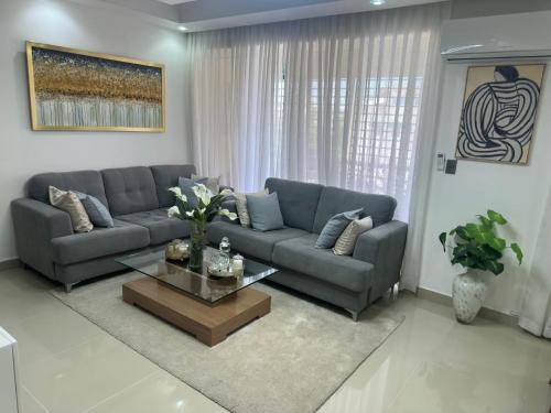 Elsa in วิลลา เมเลีย Elsa in วิลลา เมเลีย