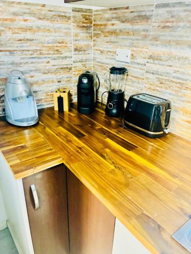 Hunter Valley Escape 4BR 2 Bath Work & Leisure in Kurri Kurri Hunter Valley Escape 4BR 2 Bath Work & Leisure in Kurri Kurri