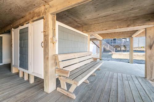 Experience Ocean Views at Pinstripe Paradise, 5 BR, Pool, Pets OK! in Kitty Hawk (NC) Experience Ocean Views at Pinstripe Paradise, 5 BR, Pool, Pets OK! in Kitty Hawk (NC)