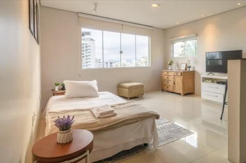 Abaporu Art Hostel in Florianopolis Abaporu Art Hostel in Florianopolis