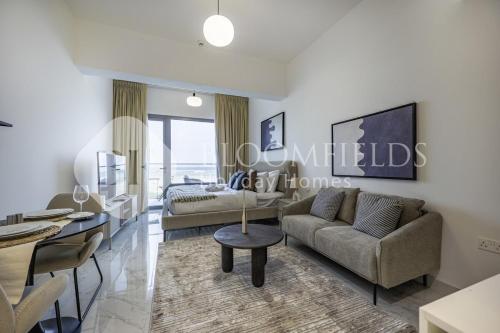 Bloomfileds Fabiouluxe Stu In Oasis in Khalifa City Bloomfileds Fabiouluxe Stu In Oasis in Khalifa City