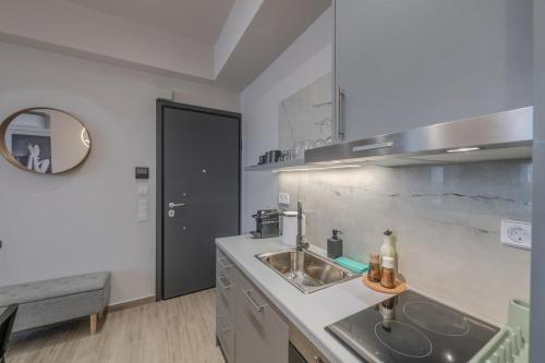 Minimal Style Apartment in Piraeus Minimal Style Apartment in Piraeus