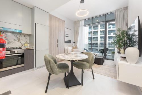 Sports City Studio sleeps 2 with Swimming Pool near Dubai Sports City Sports City Studio sleeps 2 with Swimming Pool near Dubai Sports City