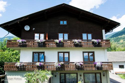 Létesítmények, Dorfstubn-Wieser Ferienwohnungen in Millstatt Létesítmények, Dorfstubn-Wieser Ferienwohnungen in Millstatt