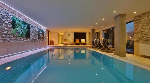 Zwembad, Hotel Garni Fiegl Apart in Solden Zwembad, Hotel Garni Fiegl Apart in Solden