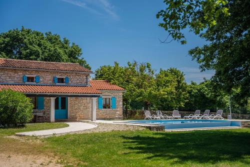 Pićanci in Bibići (Haus für 4-5 Personen) (Picanci in Bibici (Haus fur 4-5 Personen)) in Svetvincenat Pićanci in Bibići (Haus für 4-5 Personen) (Picanci in Bibici (Haus fur 4-5 Personen)) in Svetvincenat