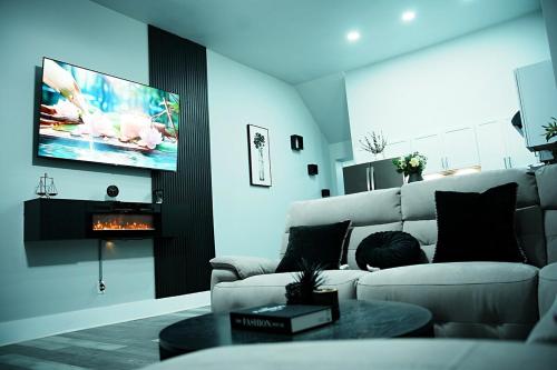 Modern Minimalist Home in the heart of Reading in Reading Modern Minimalist Home in the heart of Reading in Reading