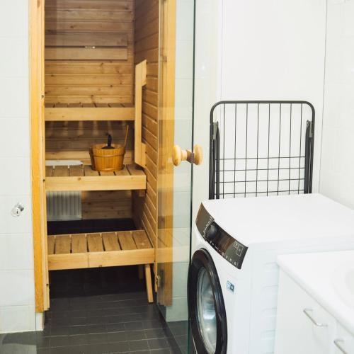 Cozy 2 room apartment with a private sauna in Marjaniemi Cozy 2 room apartment with a private sauna in Marjaniemi