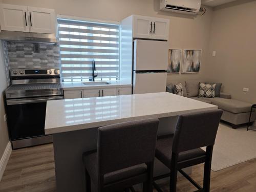 مطبخ, The Sapphire Suite, Millennium House in Couva مطبخ, The Sapphire Suite, Millennium House in Couva