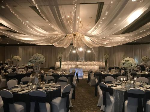 Meeting room / ballrooms, Holiday Inn Effingham By IHG in Effingham (IL) Meeting room / ballrooms, Holiday Inn Effingham By IHG in Effingham (IL)