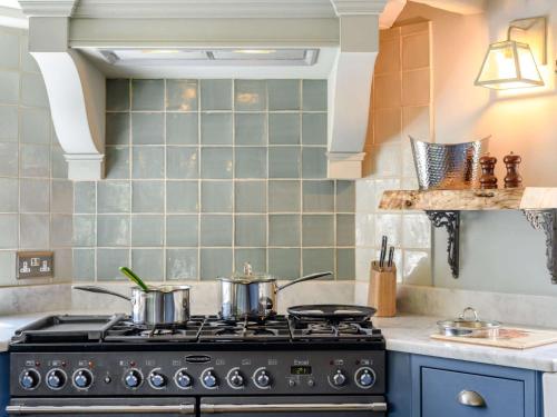 Létesítmények, 4 Bed in Redlynch 82799 in Landford Létesítmények, 4 Bed in Redlynch 82799 in Landford