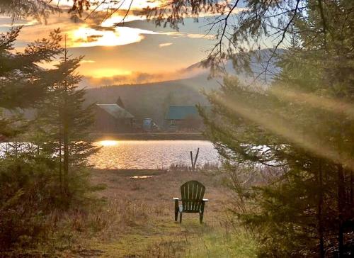 Cozy Off-Grid Cabin with Breathtaking Serene Views for a Peaceful Getaway Surrounded by Nature in Ba in Westmore Cozy Off-Grid Cabin with Breathtaking Serene Views for a Peaceful Getaway Surrounded by Nature in Ba in Westmore