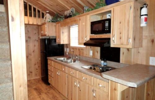Cozy Cabin Rental near the Custer State Park in South Dakota in صندانس Cozy Cabin Rental near the Custer State Park in South Dakota in صندانس
