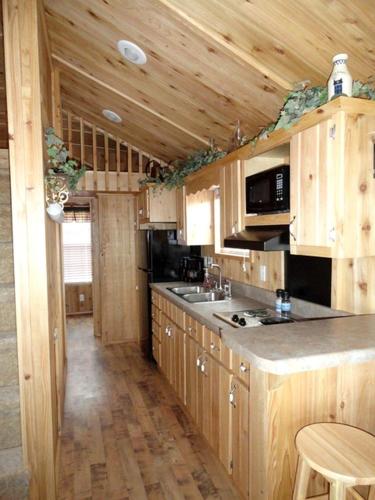 Cozy Cabin Rental near the Custer State Park in South Dakota in صندانس Cozy Cabin Rental near the Custer State Park in South Dakota in صندانس