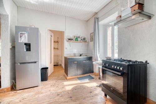 Charmante et élégante ferme rénovée (Charmante et elegante ferme renovee) in Dourgne Charmante et élégante ferme rénovée (Charmante et elegante ferme renovee) in Dourgne