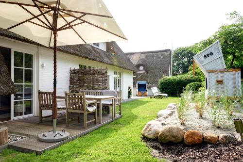 Hus am Wall - Reetdachapartments - St. Peter Ording in Sankt Peter-Ording Hus am Wall - Reetdachapartments - St. Peter Ording in Sankt Peter-Ording