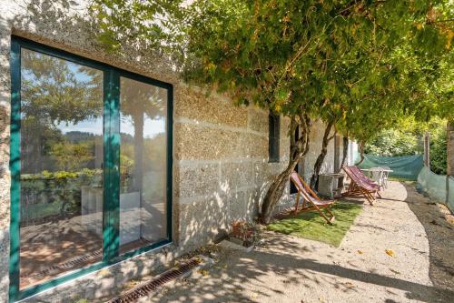 Casa de Andraes Pomar in Marco De Canavezes Casa de Andraes Pomar in Marco De Canavezes